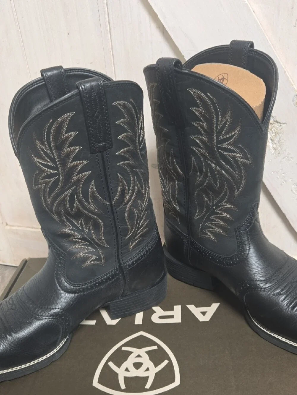 Ariat men cowboy